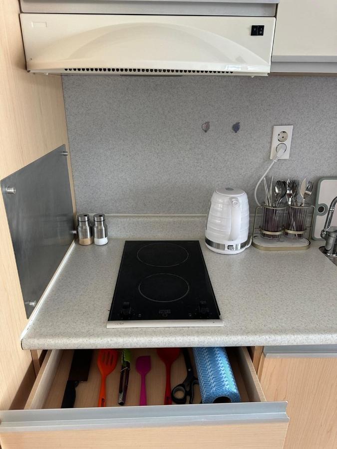 Hongdae Guesthouse 1Min From Hongik Uni Station Exit #1 서울특별시 외부 사진
